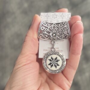 Sallihoidja must-valge MUHU Kaheksakand