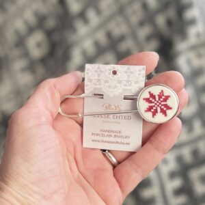 Haaknõel puna-valge MUHU kaheksakand