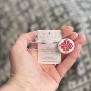 Haaknõel puna-valge KIHNU ROOS