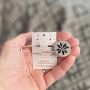 Haaknõel hall MUHU kaheksakand