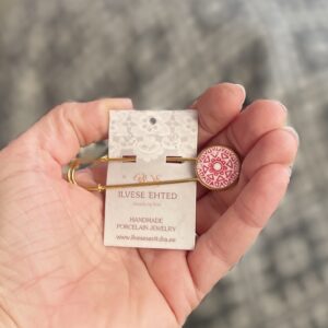 Haaknõel puna-valge salakirja kaheksakand kuldne